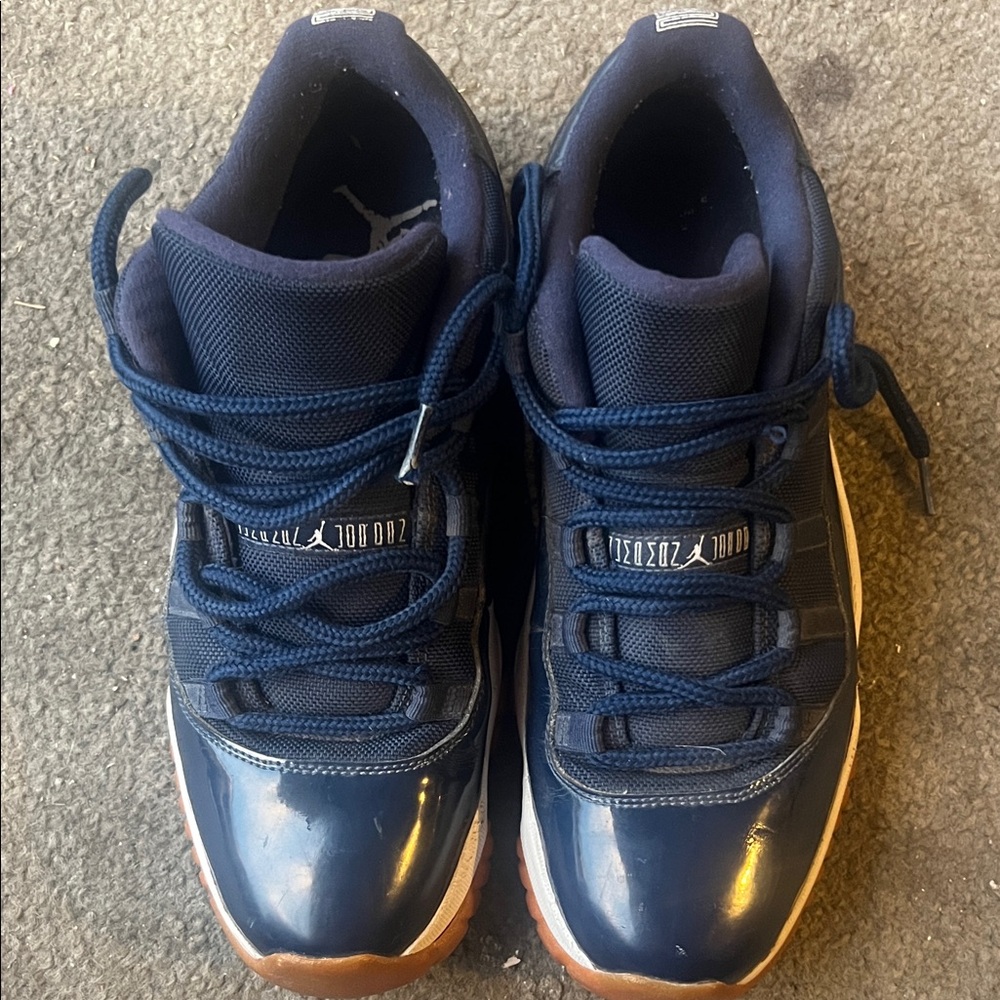 Jordan Navy Blue and White Men's Shoes